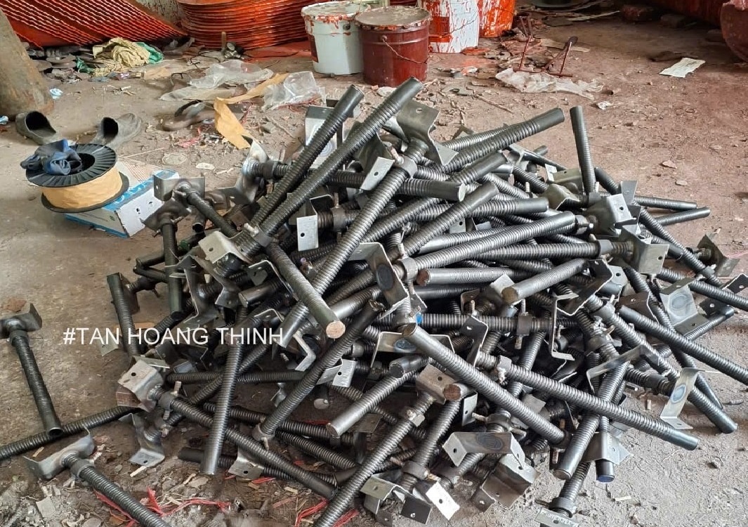 phụ kiện xây dựng miền Trung, Tân Hoàng Thịnh kích tăng