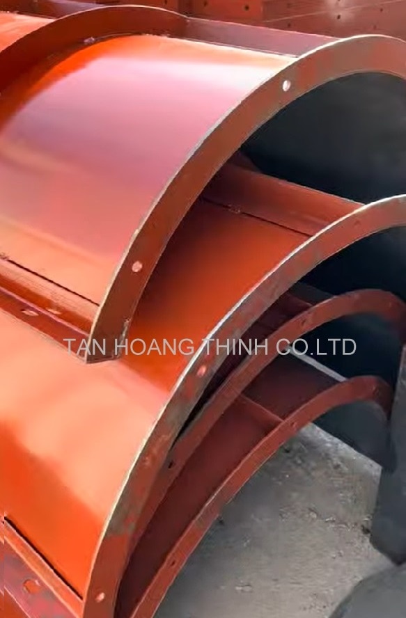 cot-pha-thep-dinh-hinh-cot-tron-d500