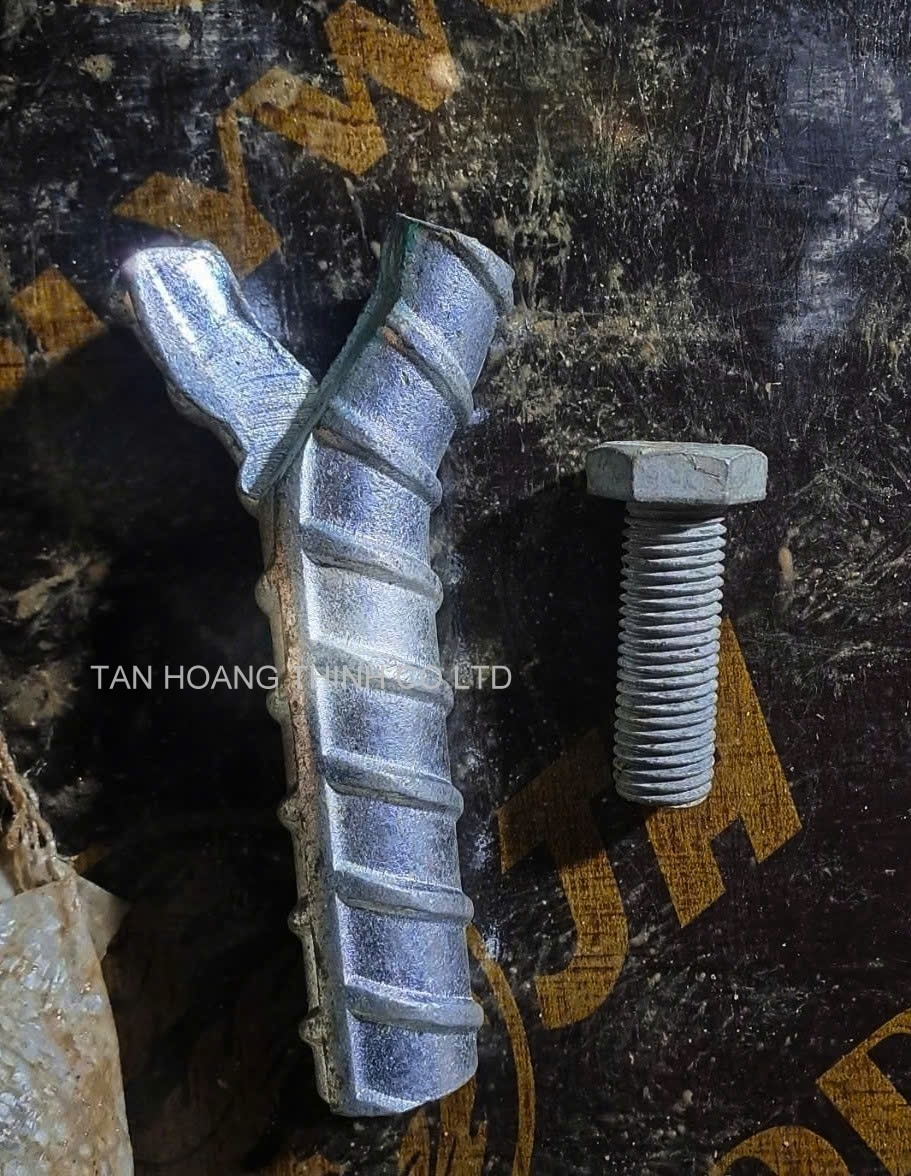 gia-cong-cung-cap-bulong-duoi-ca